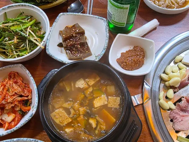 Gogigupneunsaramdeul Cheap Korean BBQ 1
