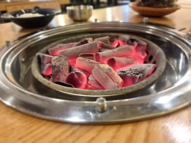 Iganejeongyuksikdangmiabonjeom Galbi (Korean Short Ribs) 1