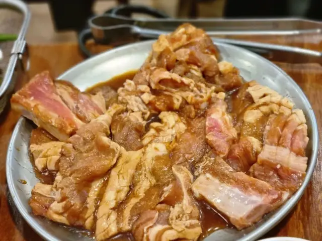 Choryanghwaseonggalbi Dongrae Branch Solo-Friendly Korean BBQ 3