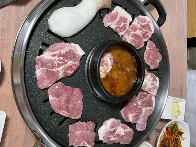 Myeongpumdwitgogi Photos 2