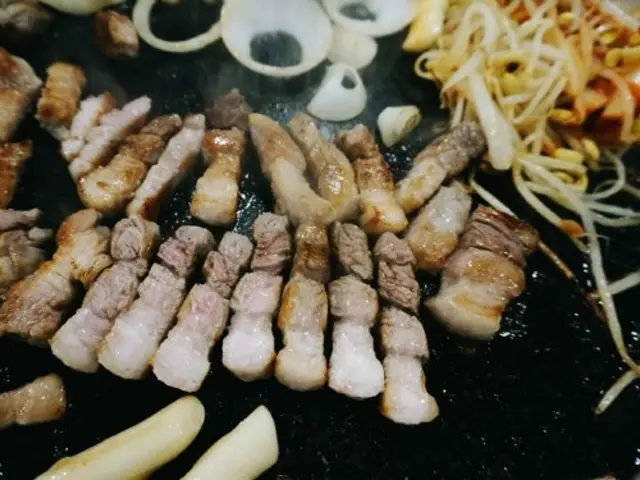 Myeongdongdolpansamgyeop 写真 2