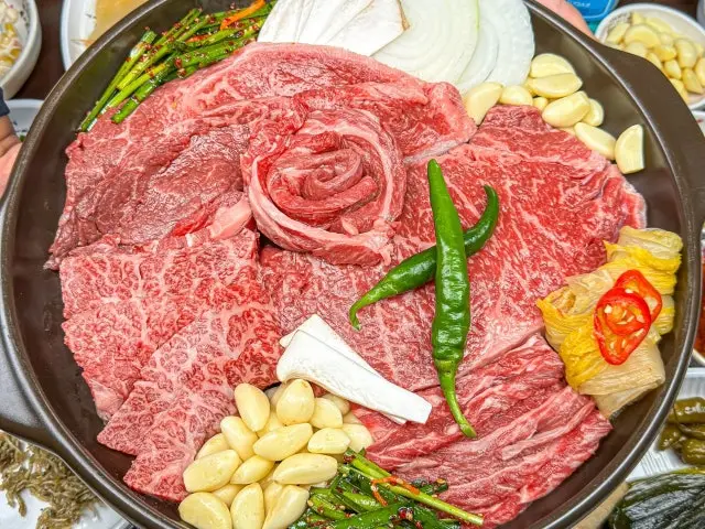 100nyeonhanu&100nyeongalbi Korean BBQ with Private Rooms 2