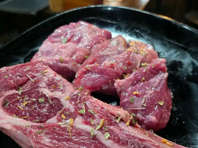 Choraem Yanggogi Galhyeon Branch Yukhoe (Korean Beef Tartare) 2