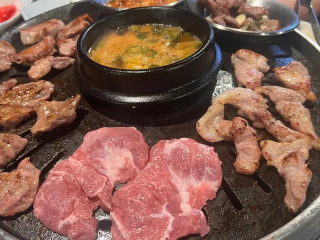 Dwitgogi Photos 2