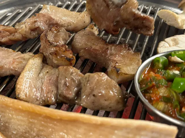 Wonjodwitgogi Old-School Korean BBQ 1
