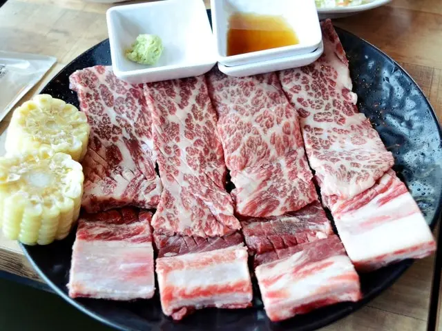 Hwadongsaenggalbijangcheonjeom Saeng Galbi (Fresh Short Ribs) 2