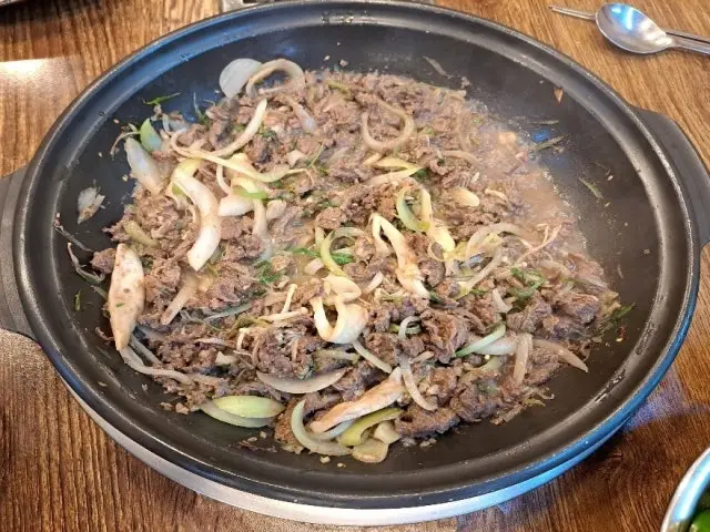 Gyeongseonghanubulgogi Mansudong 1ho Branch Old-School Korean BBQ 2