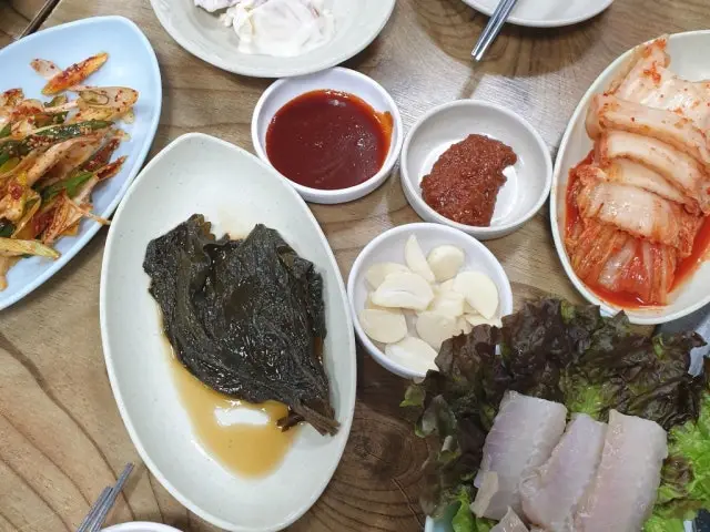 Donbangseoksamgyeopsal Old-School Korean BBQ 2