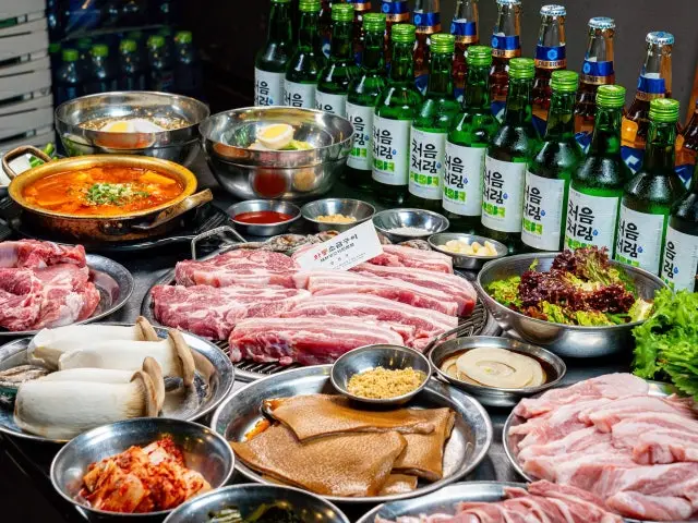 화통소금구이 갈비 사진 1
