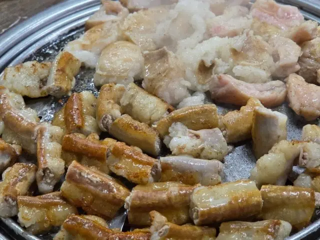 Haeundaemakchangjip Gopchang (Grilled Intestines) 3