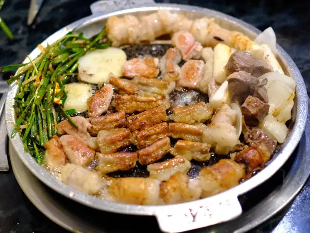 Omadanghwangsogopchang Gopchang (Grilled Intestines) 1