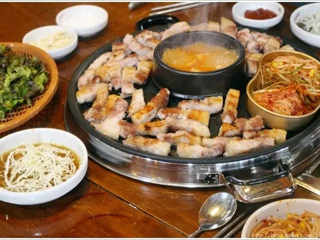 엉터리생고기 무한리필 홍대점 가성비 사진 2
