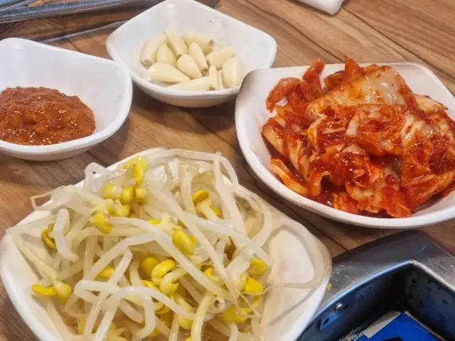 Samgyeoppati Jinhaeseokdong Branch Daepae (Thin-Sliced Pork Belly) 3