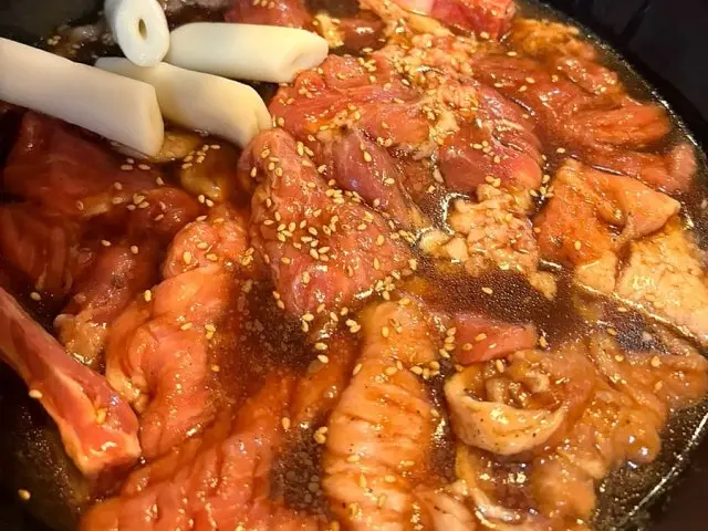 Sutchonggaknesamgyeopsal 家族向け焼肉 3
