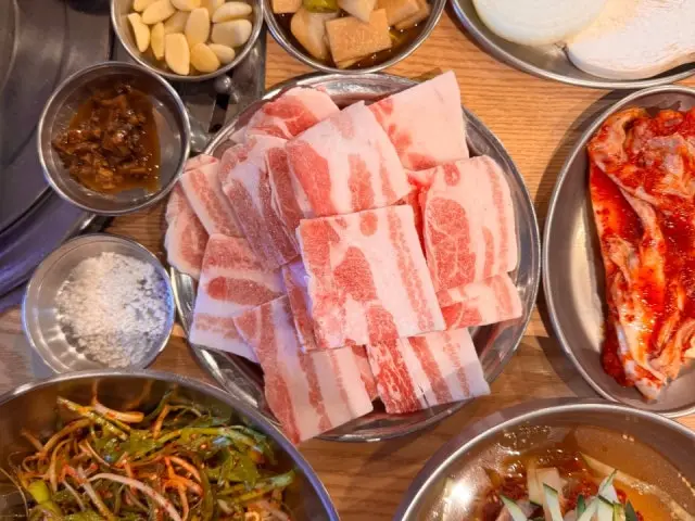 돈화몽 숯불구이 삼겹살 가산본점 점심 사진 2