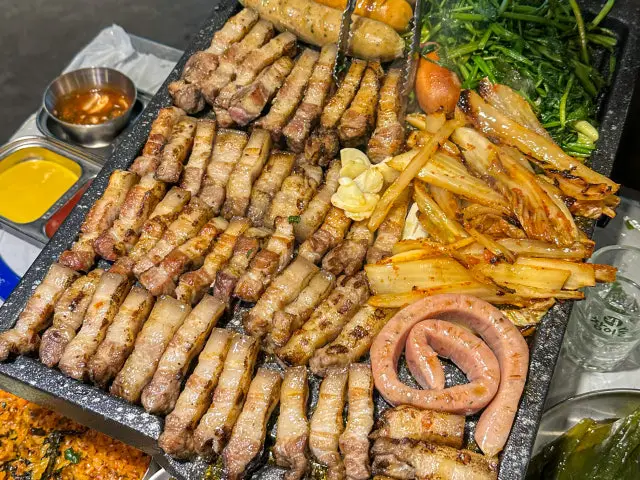 Hanamdwaejijip Jeongreung店 烤肉 2