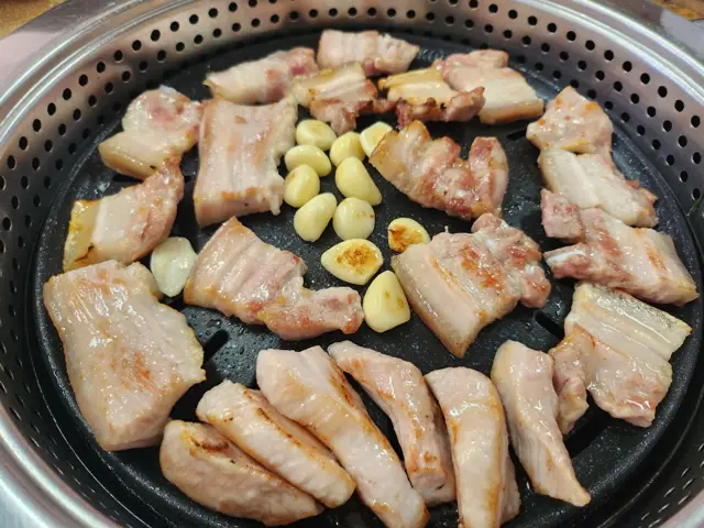 Gangwonjeongyuksikdang Samgyeopsal (Pork Belly BBQ) 2