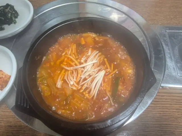 Kkuldwaejihansang 写真 3