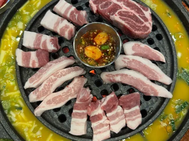 Jejubareundwaeji Anrak 本店 写真 1