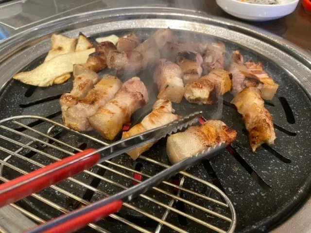 Jejusaenggogi Songpa店 烤肉 1