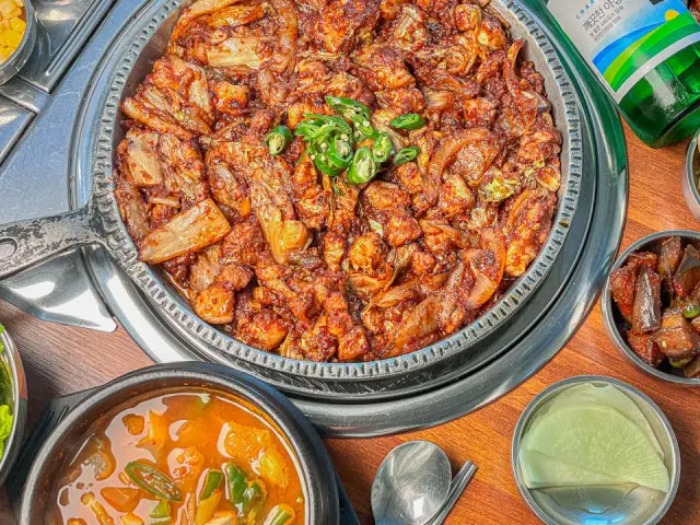 Yunganechondwaeji Samgyeopsal (Pork Belly BBQ) 2