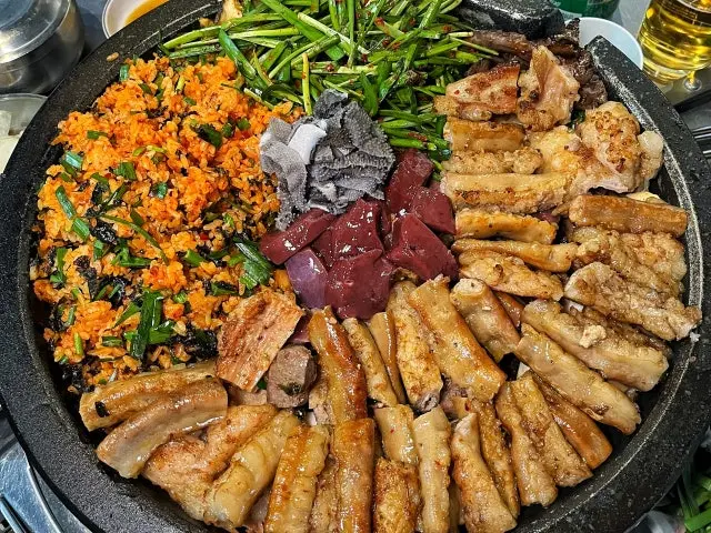 Seochontteulaeugopchangtaun Gopchang (Grilled Intestines) 1