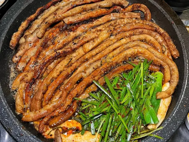 Seochontteulaeugopchangtaun Gopchang (Grilled Intestines) 2