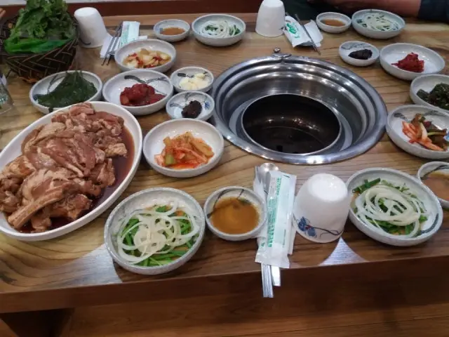 Myeongsansutbulgui 照片 1