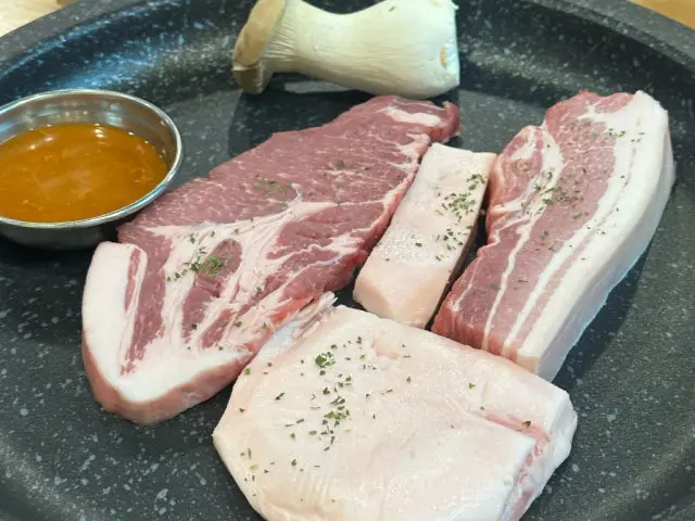 제주꽃돼지 삼겹살 사진 3